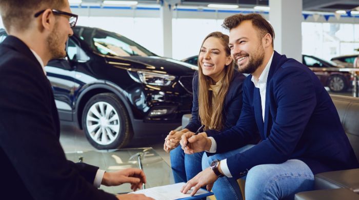 Walk-In Traffic vs. Online Leads: Dealership Sales Process & Conversion Tips